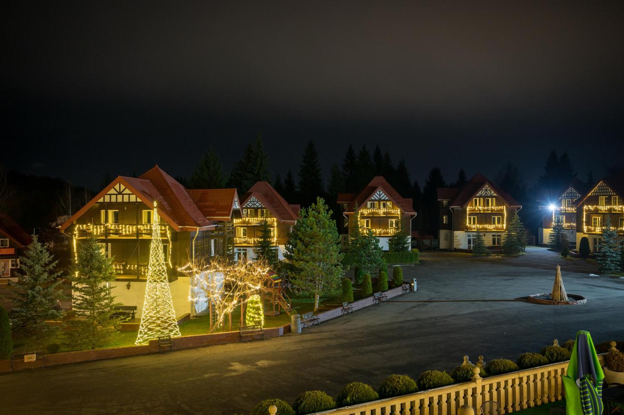 Monterai Resort Brassópojána Kültér fotó