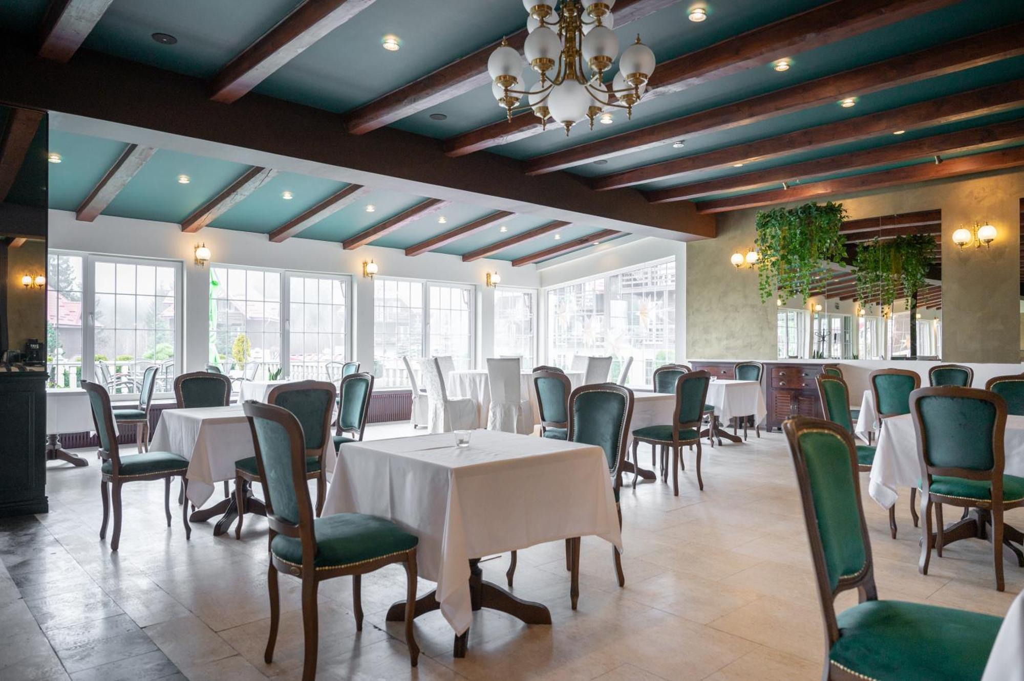 Monterai Resort Brassópojána Kültér fotó